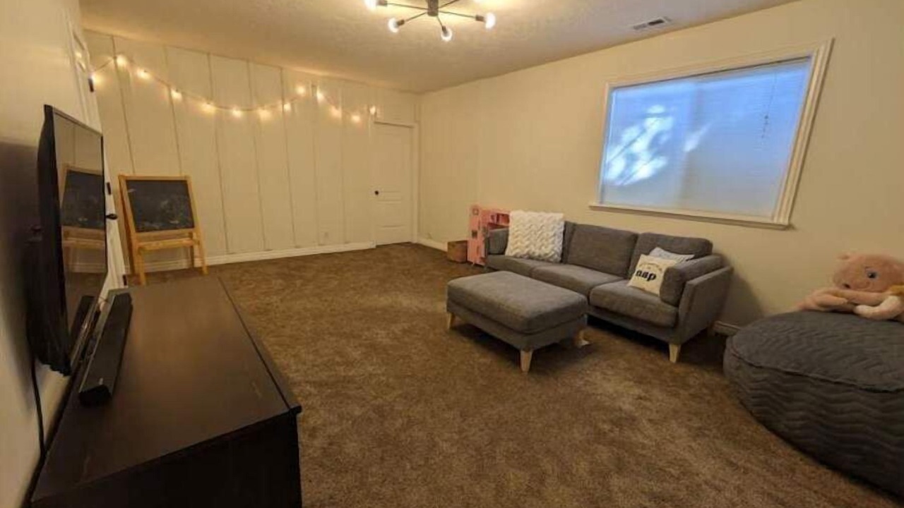 Photo of Livingroom in Highland