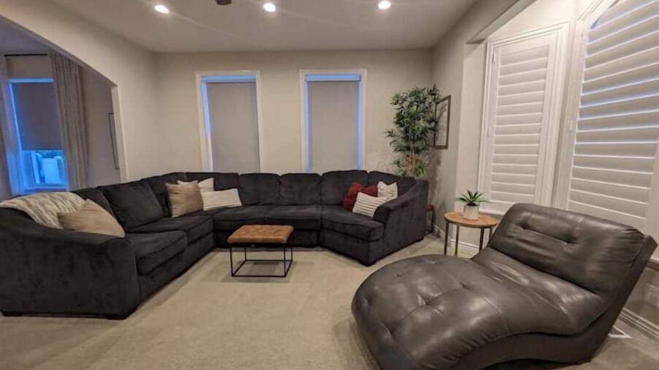 Photo of Livingroom in Highland