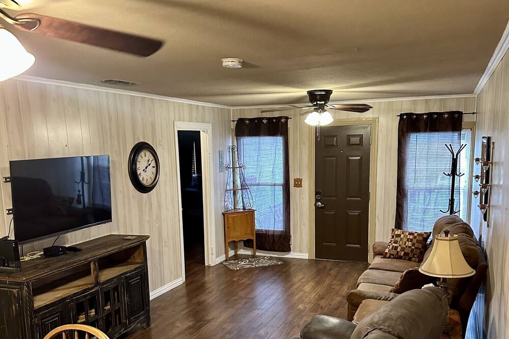 Photo of Livingroom in Denton