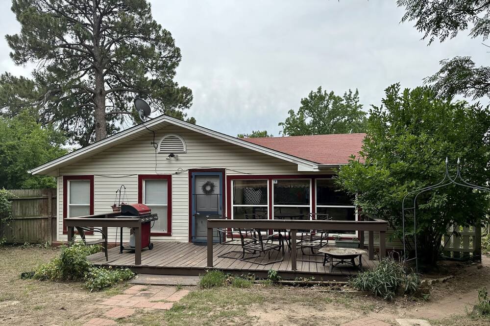 Photo of Outdoor in Denton