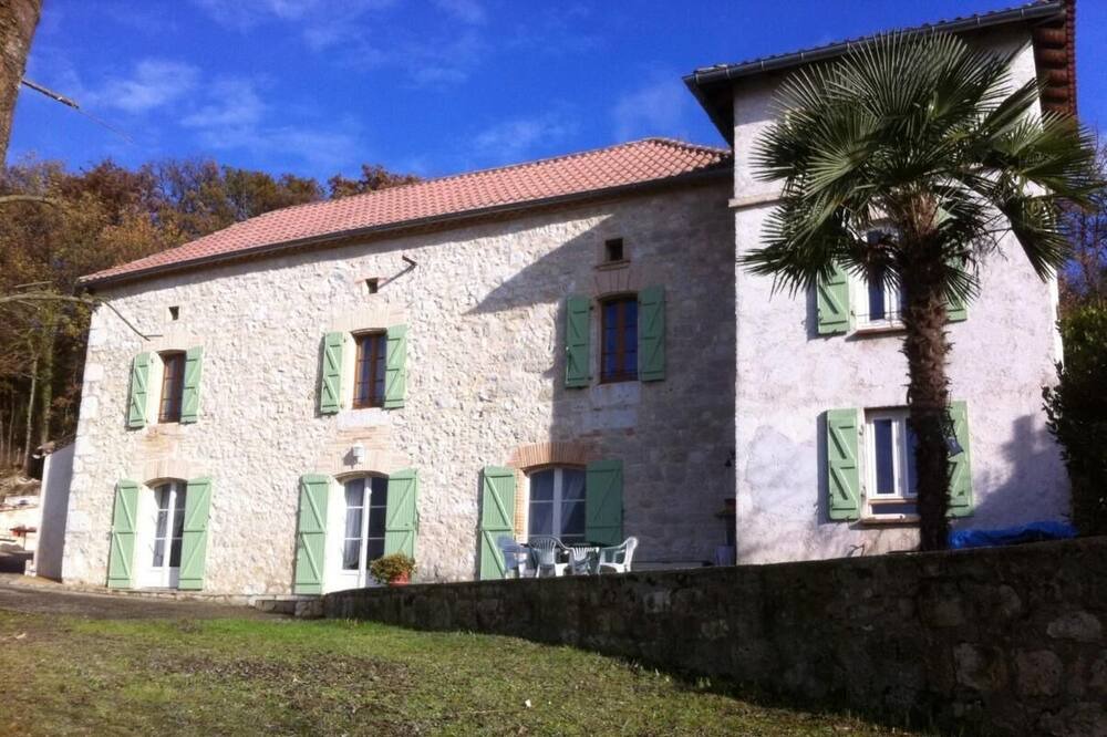 Photo of Outdoor in Saint-Amans-de-Pellagal
