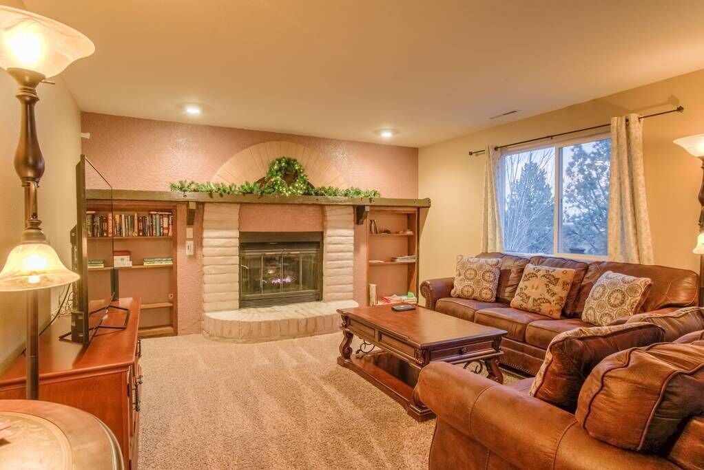 Photo of Livingroom in Northeast Colorado Springs
