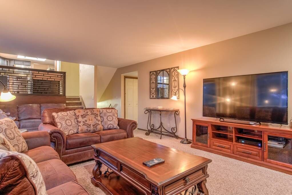 Photo of Livingroom in Northeast Colorado Springs