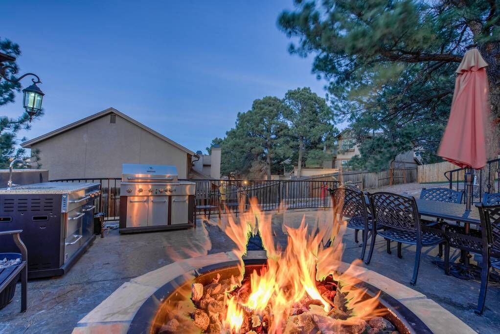 Photo of Livingroom in Northeast Colorado Springs