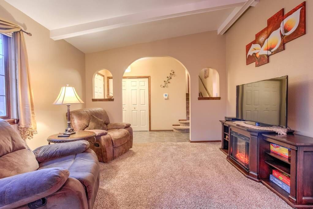 Photo of Livingroom in Northeast Colorado Springs