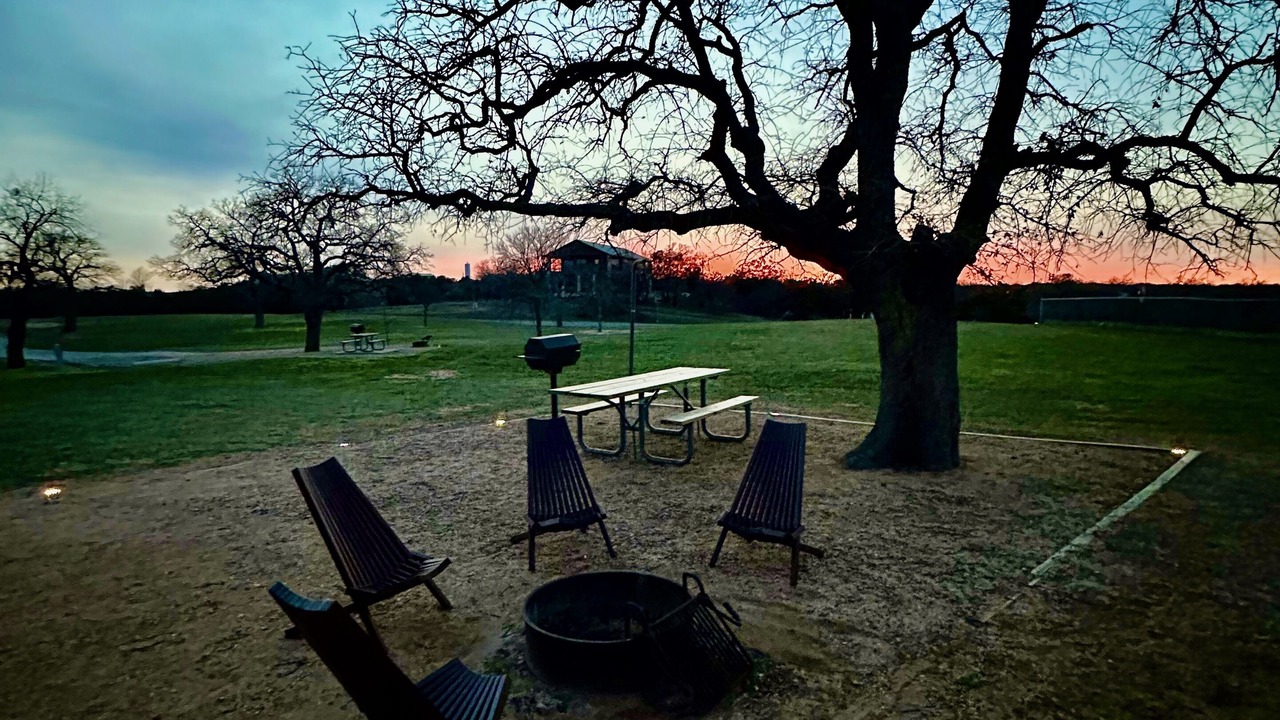 Photo of Outdoor in Buchanan Dam