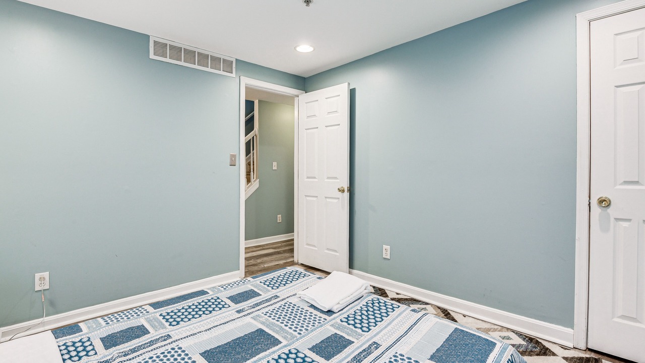 Photo of Others in Graceland Park