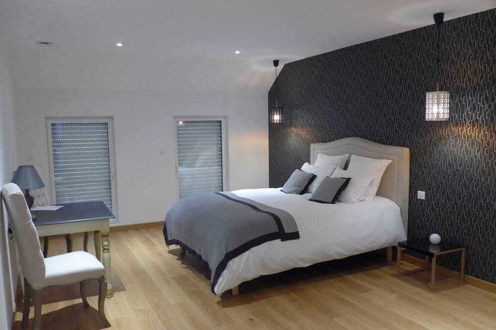 Photo of Bedroom in Combourg
