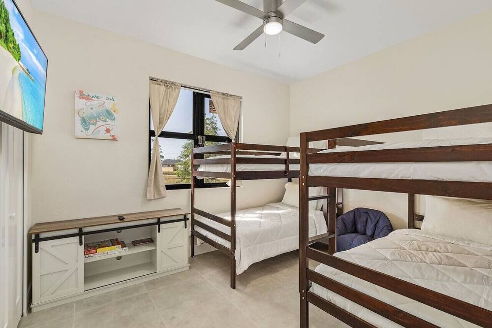 Photo of Bedroom in Burnt Store