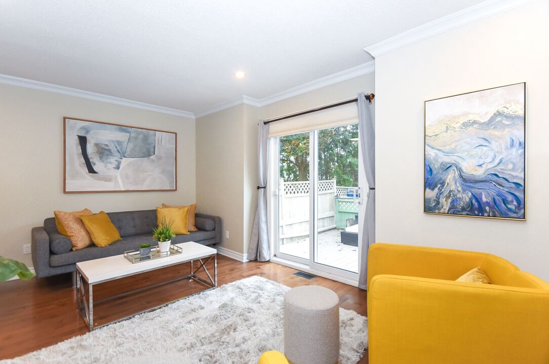 Photo of Livingroom in Ottawa Division