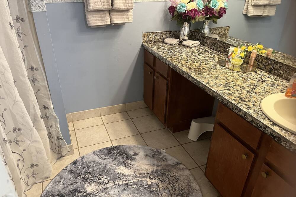 Photo of Bathroom in Hanahan