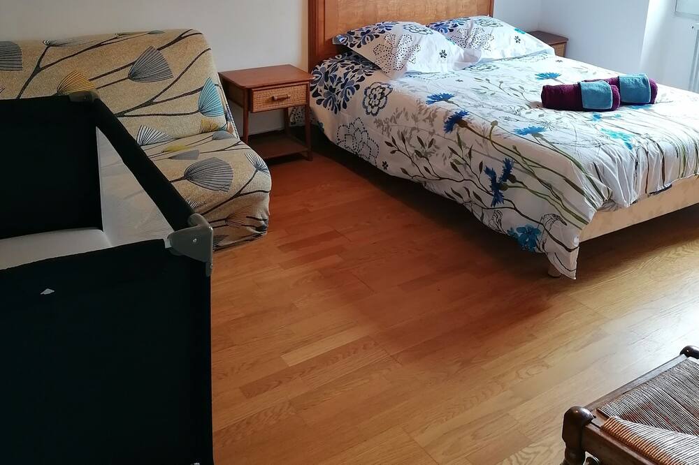 Photo of Others in Bard-le-Regulier