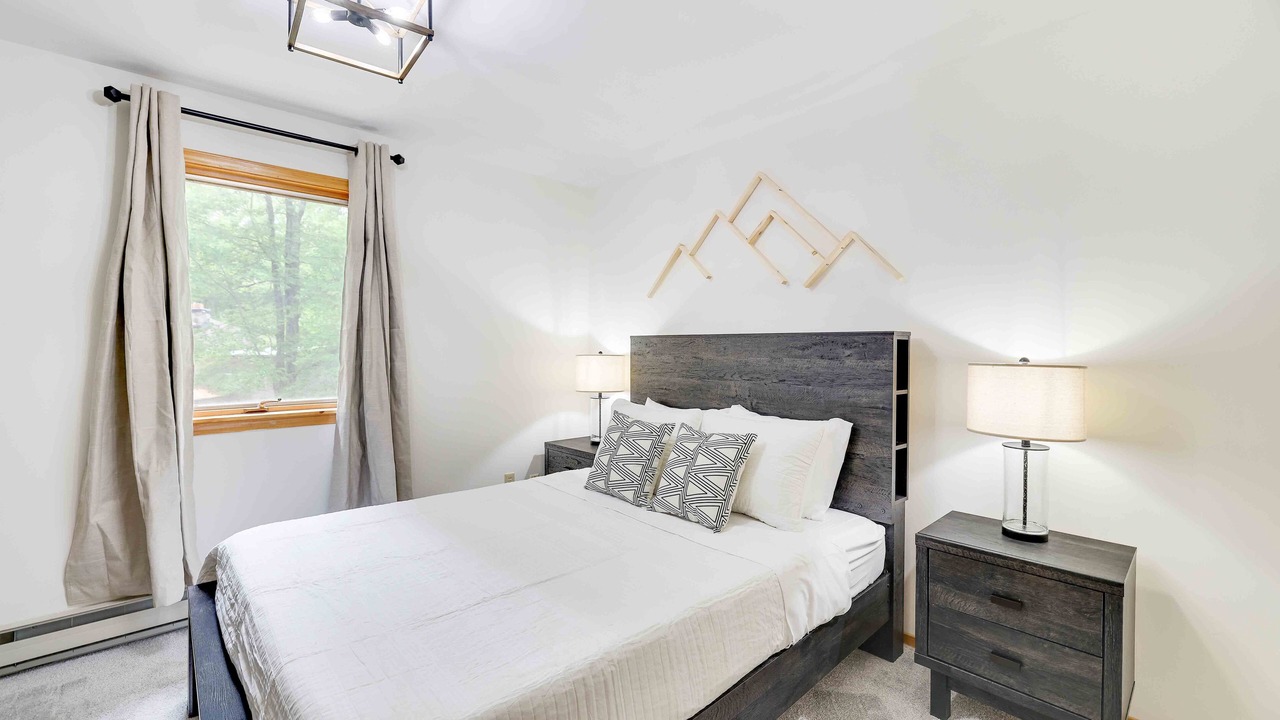 Photo of Others in Lake Harmony