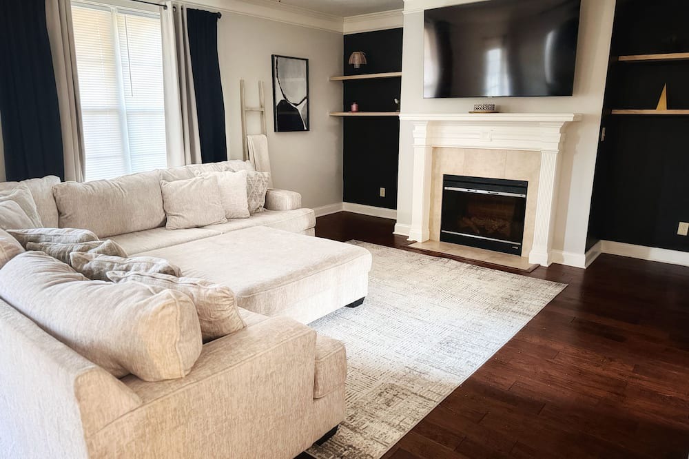 Photo of Livingroom in Gracewood