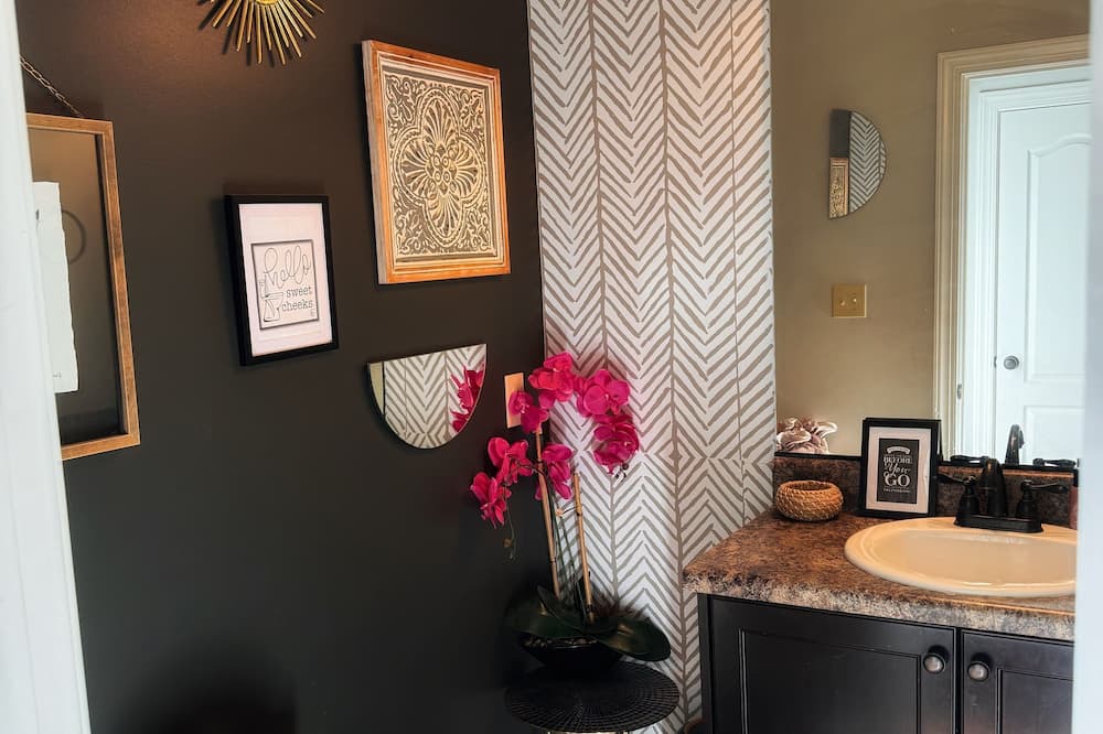 Photo of Bathroom in Gracewood