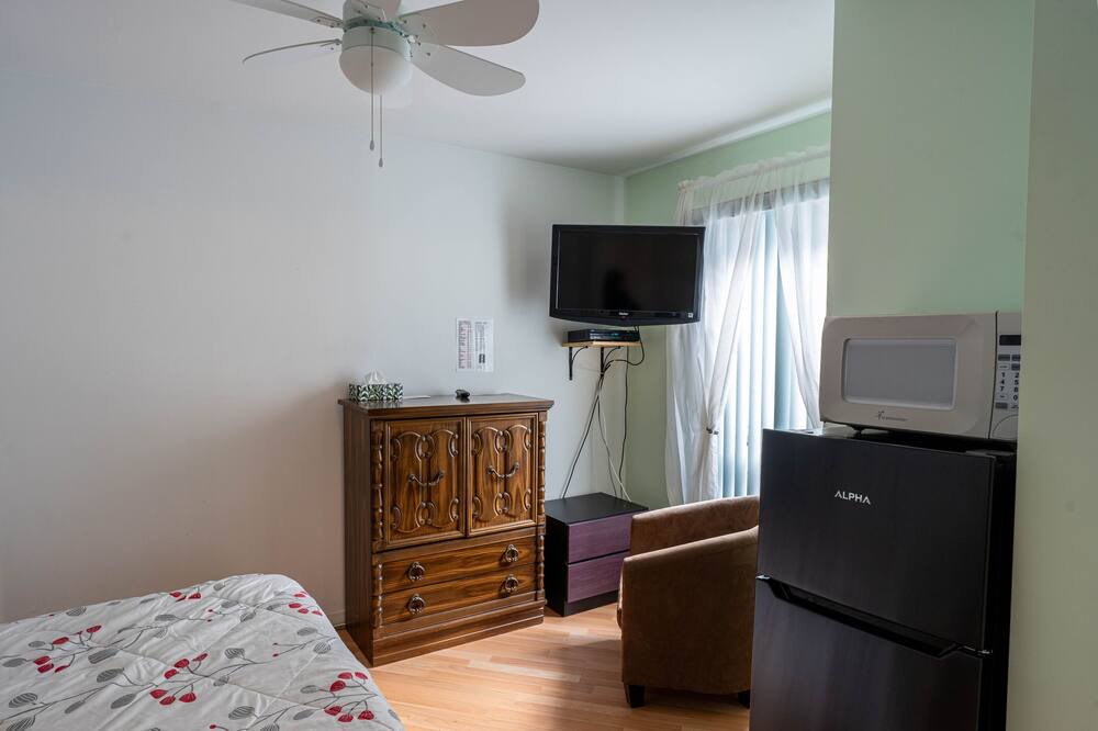 Photo of Bedroom in Cap de la Madeleine