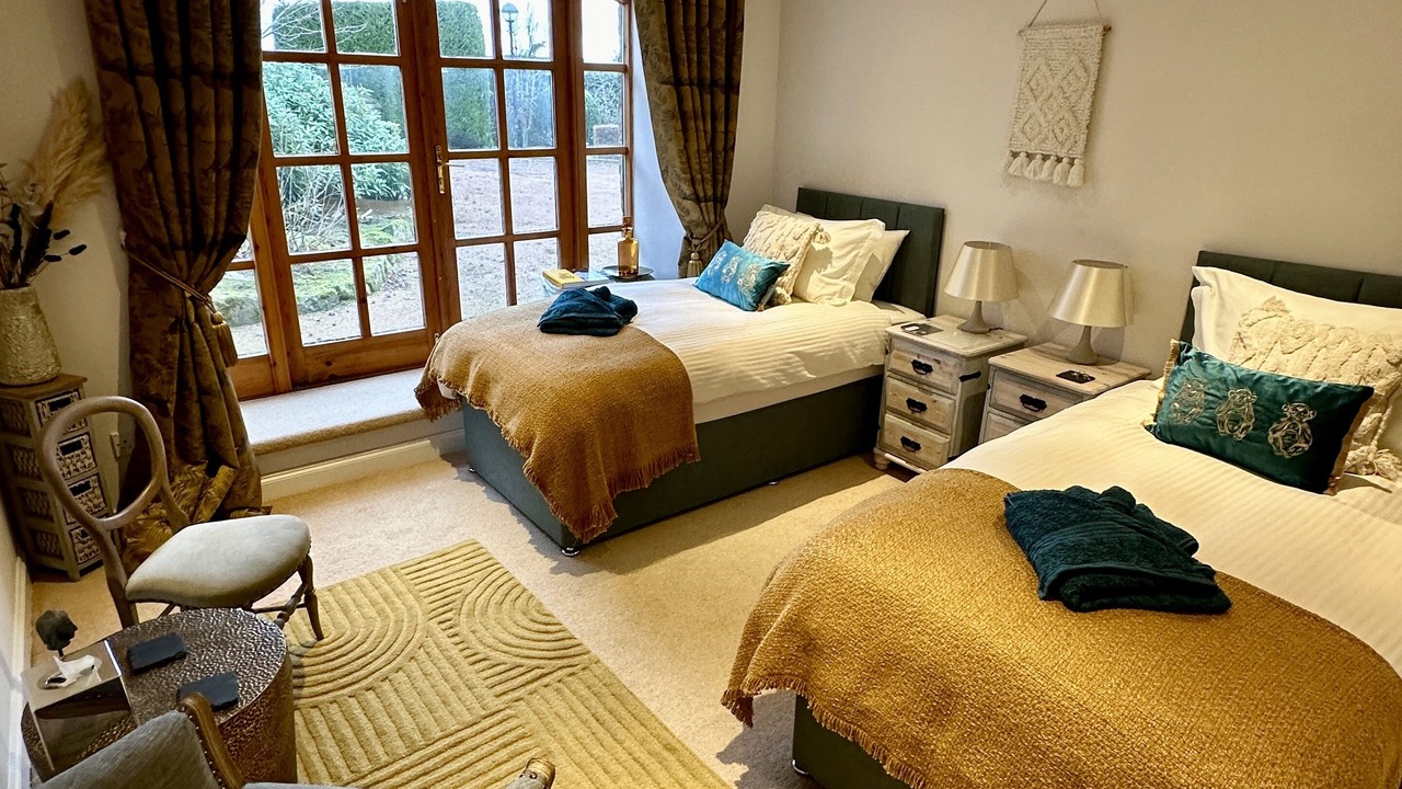 Photo of Others in Inverurie