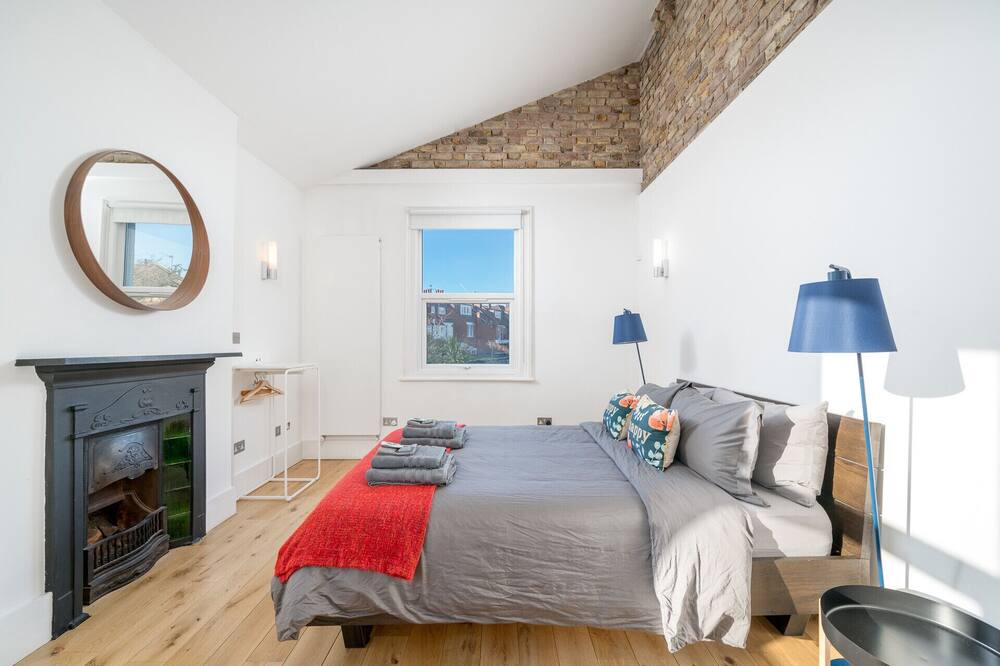 Photo of Bedroom in North Kensington