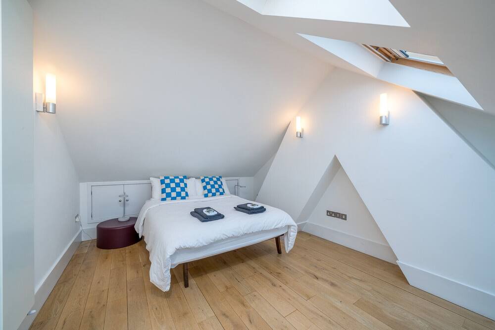 Photo of Bedroom in North Kensington