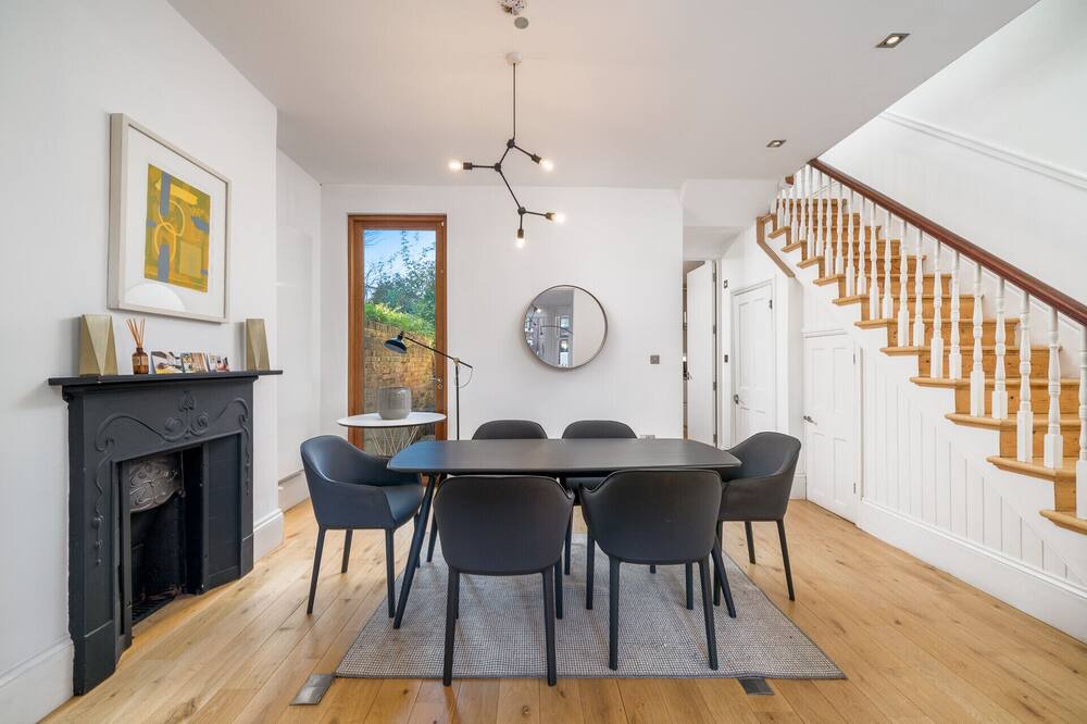 Photo of Others in North Kensington