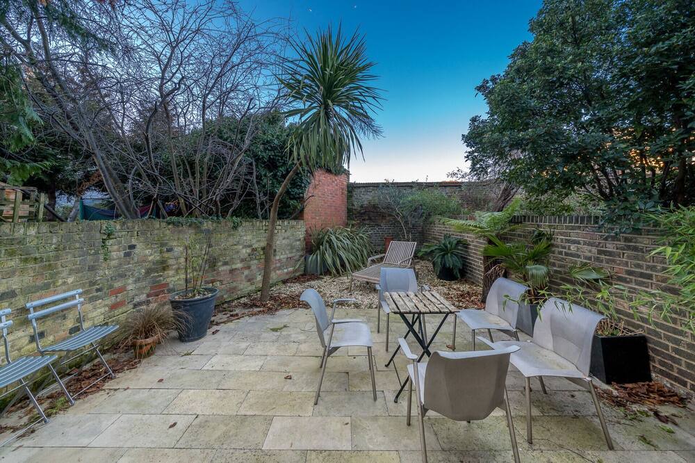 Photo of Others in North Kensington