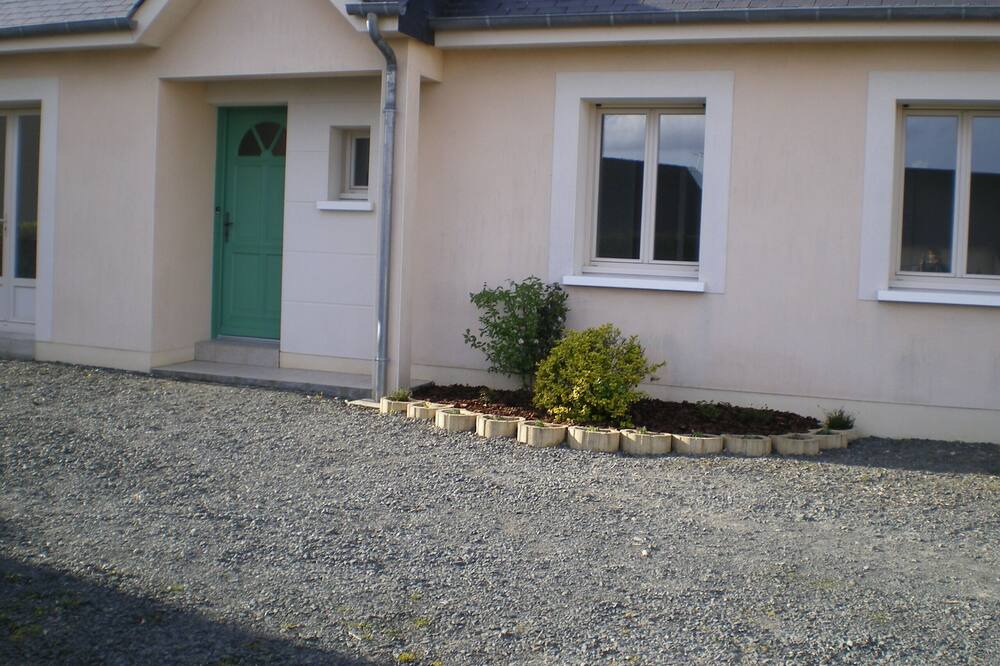 Photo of Outdoor in Auvers-le-Hamon