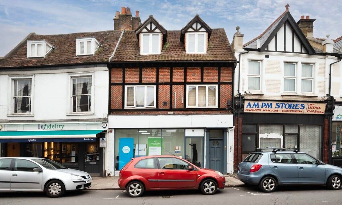 Photo of Outdoor in Hampton Wick