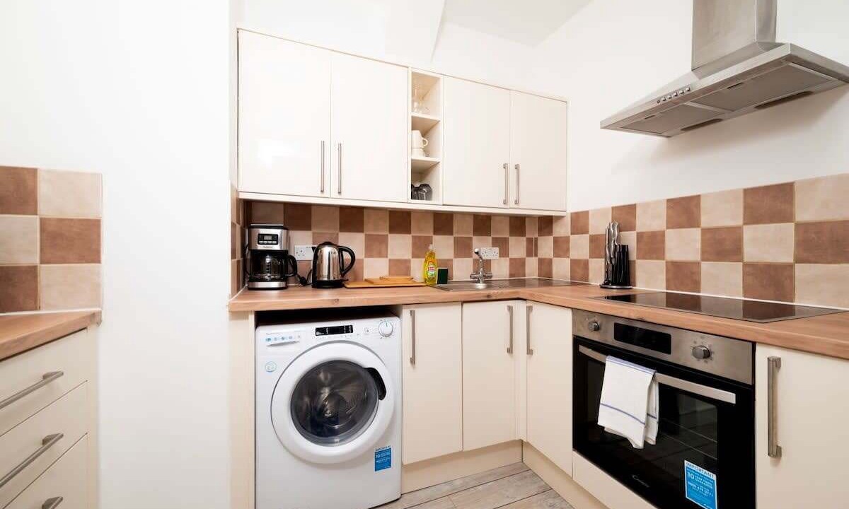 Photo of Kitchen in Hampton Wick