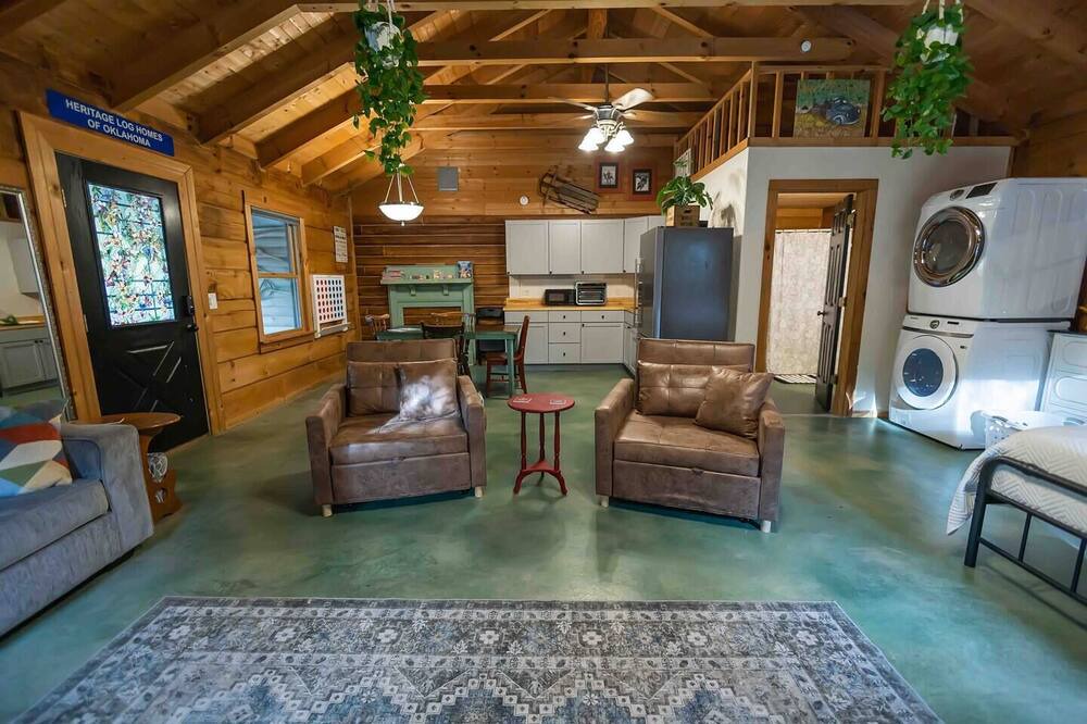 Photo of Livingroom in Checotah