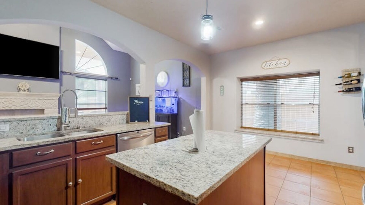 Photo of Kitchen in Memorial Parkway
