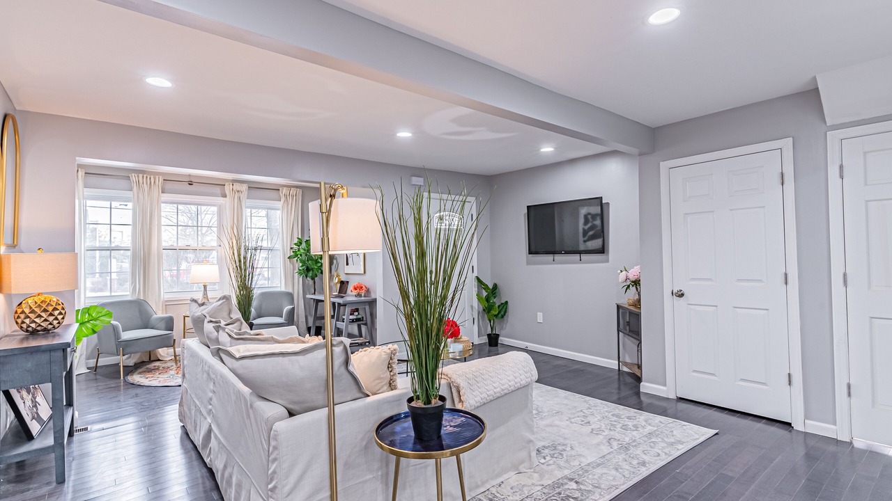 Photo of Livingroom in Scotch Plains