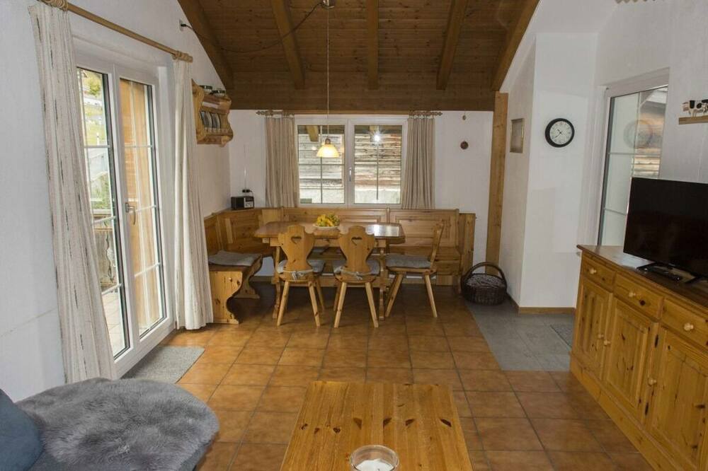 Photo of Livingroom in Surcuolm
