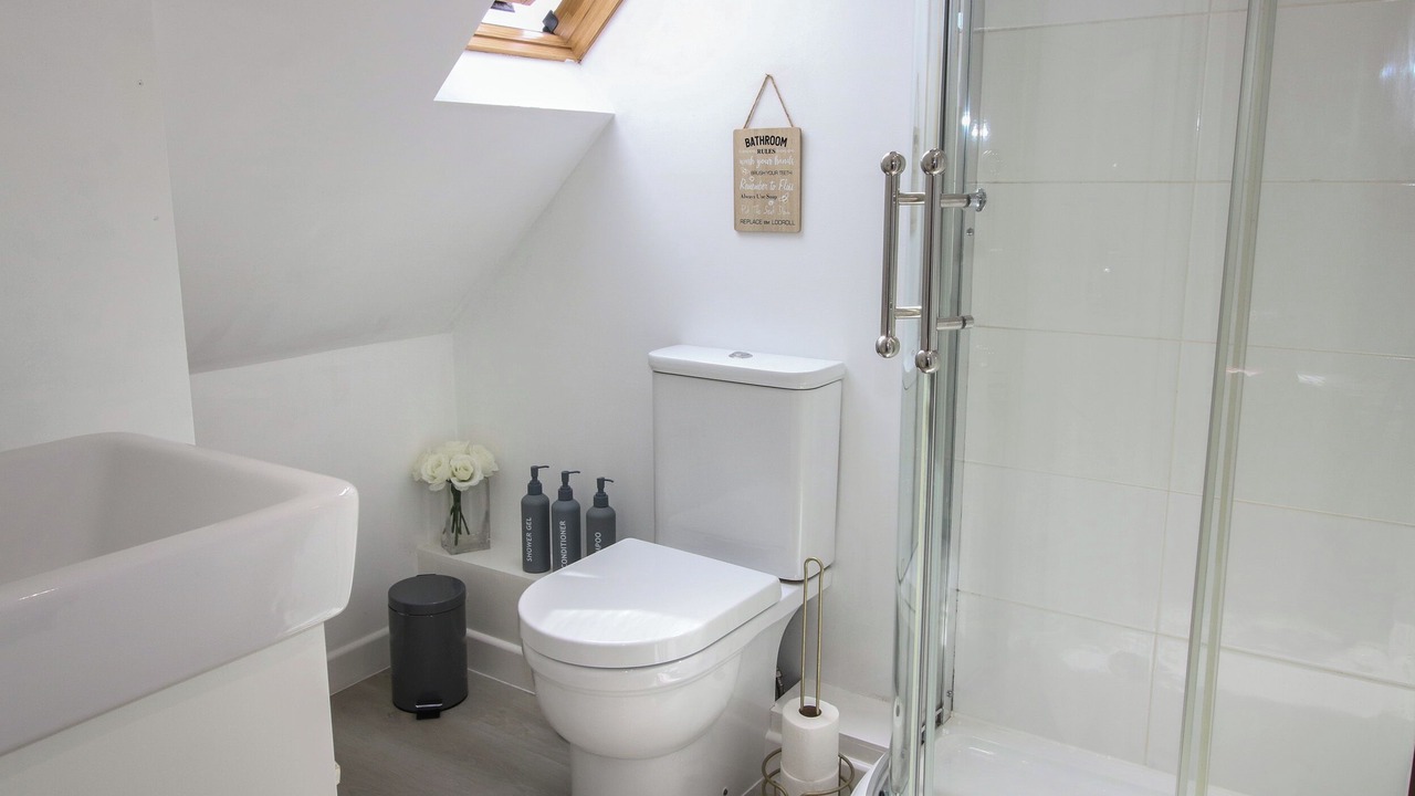 Photo of Others in Leighton