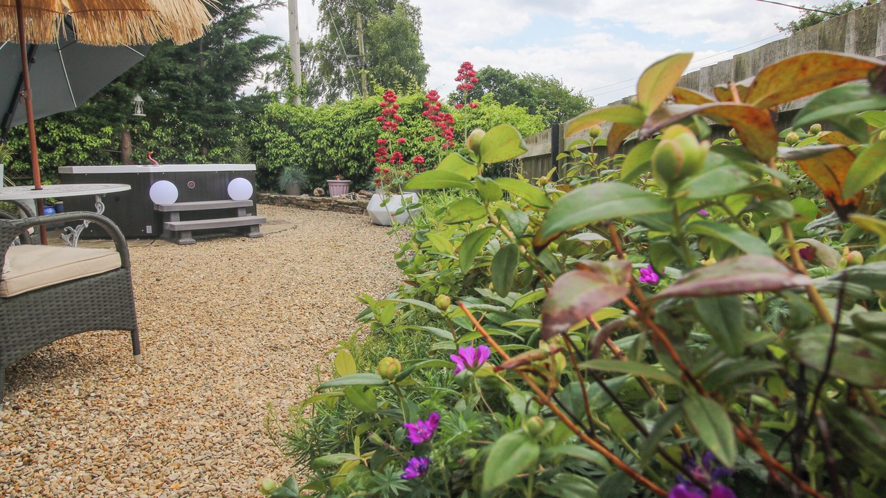 Photo of Outdoor in Leighton