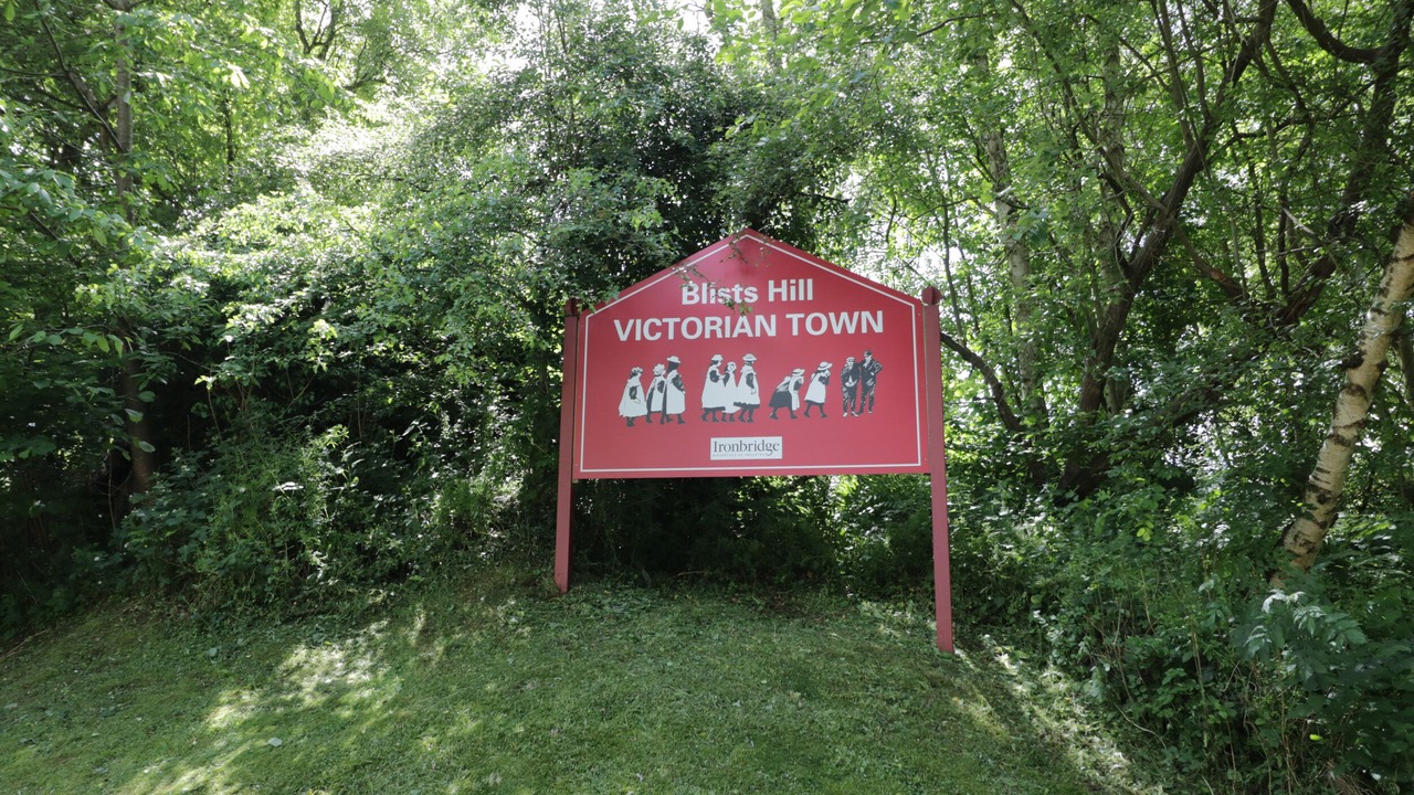 Photo of Outdoor in Leighton