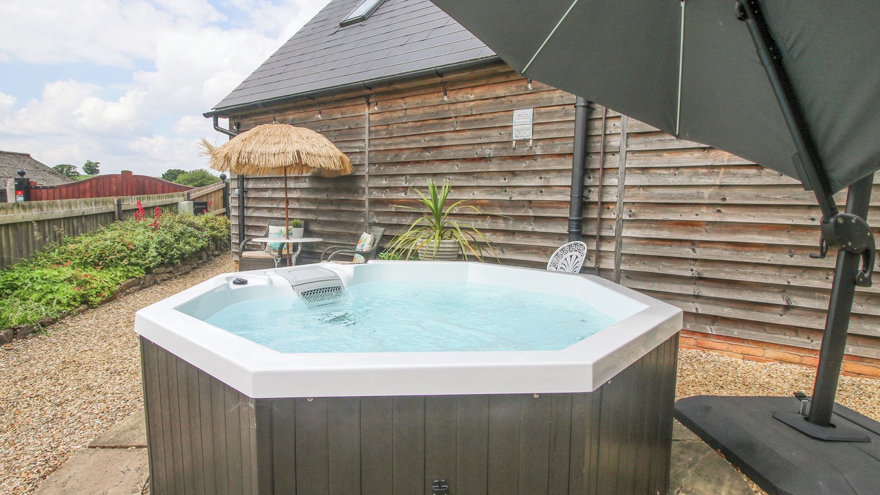 Photo of Outdoor in Leighton