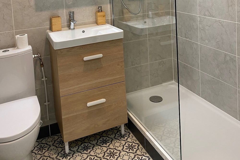 Photo of Bathroom in Talensac-Pont Morand