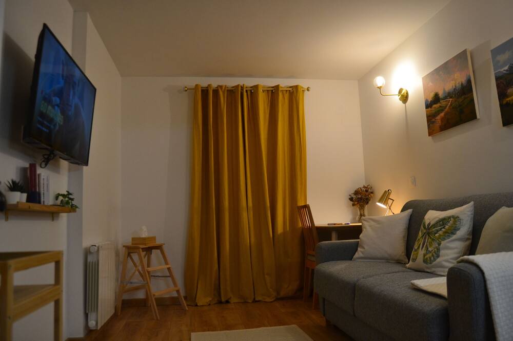 Photo of Livingroom in Faubourg de l'Arche
