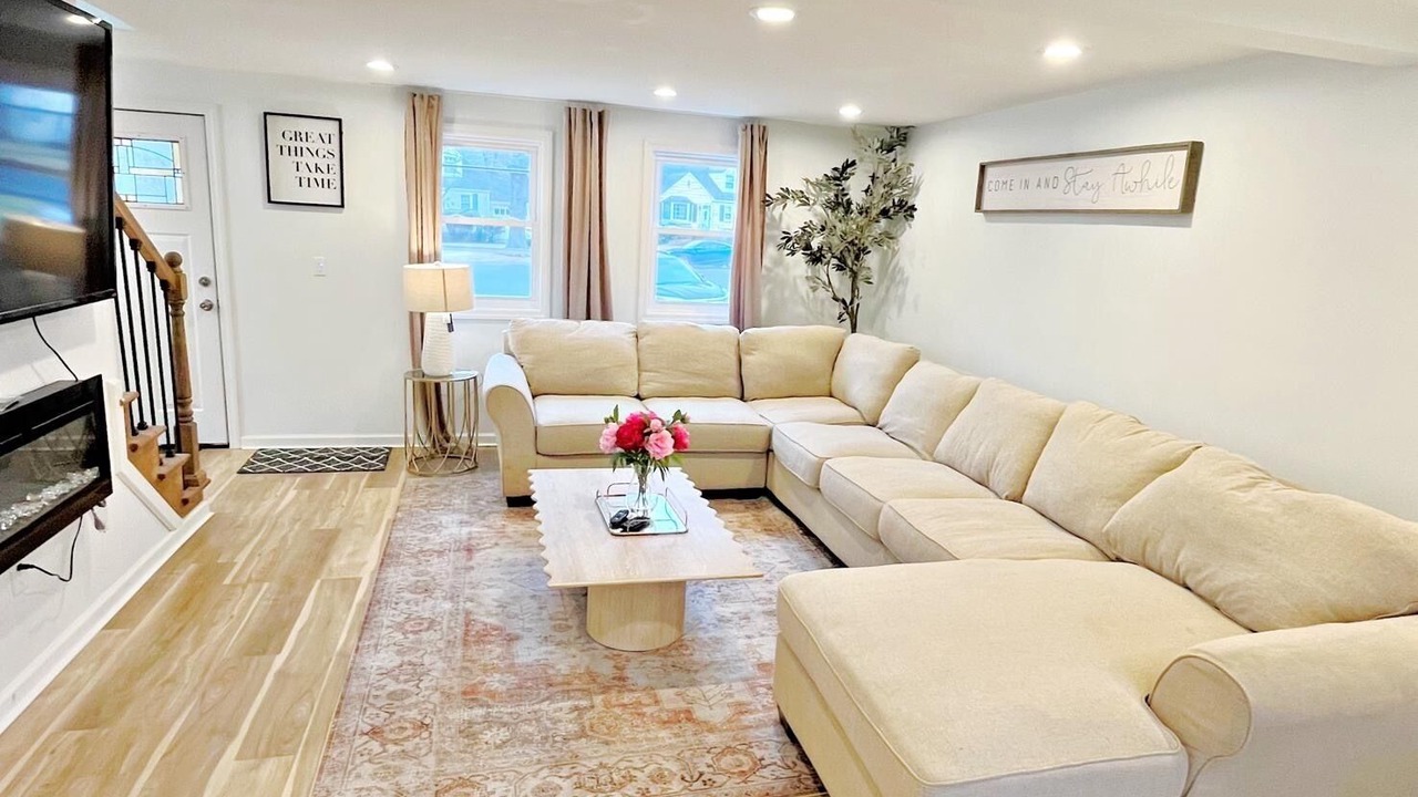 Photo of Livingroom in South Plainfield