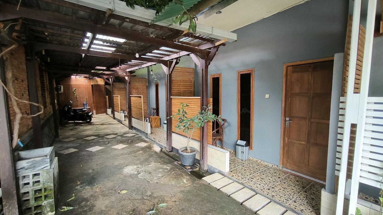 Photo of Outdoor in Tahunan