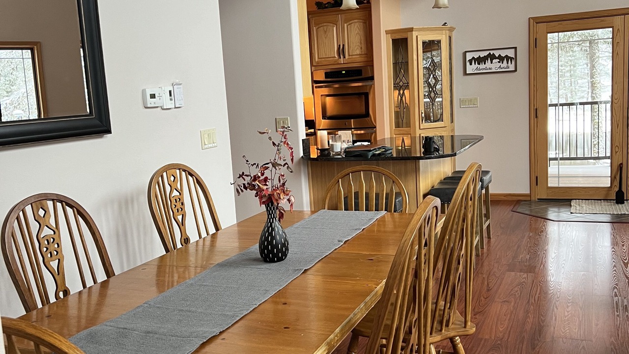 Photo of Others in Greenough