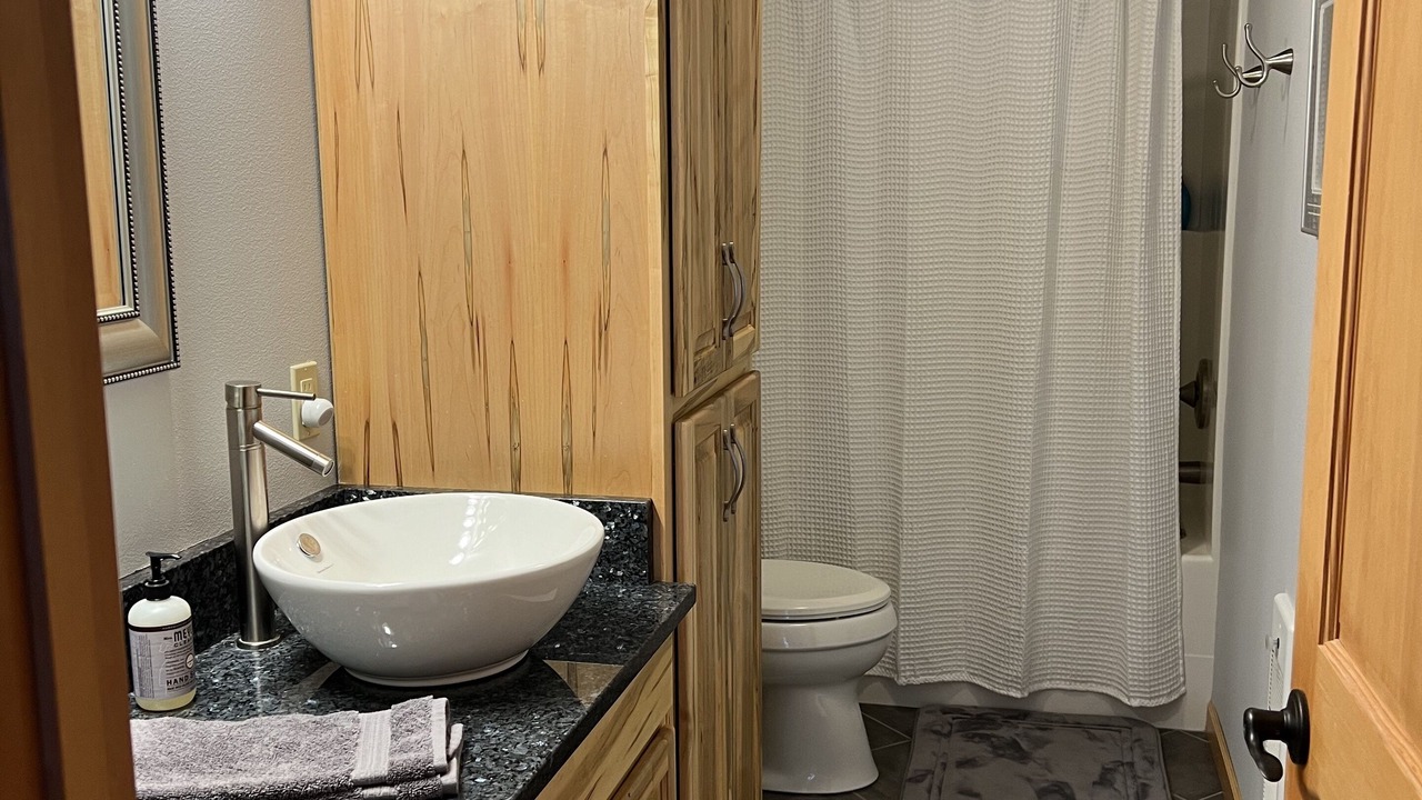 Photo of Others in Greenough