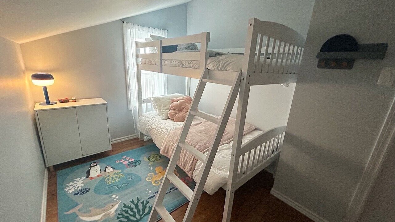 Photo of Bedroom in Mansfield-et-Pontefract