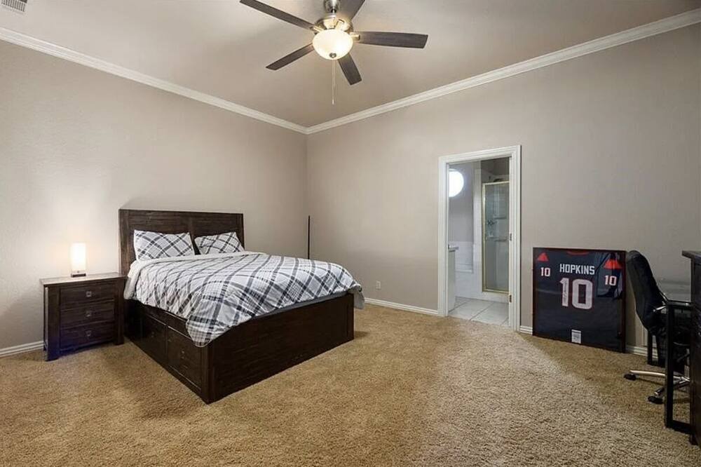 Photo of Bedroom in Cecil
