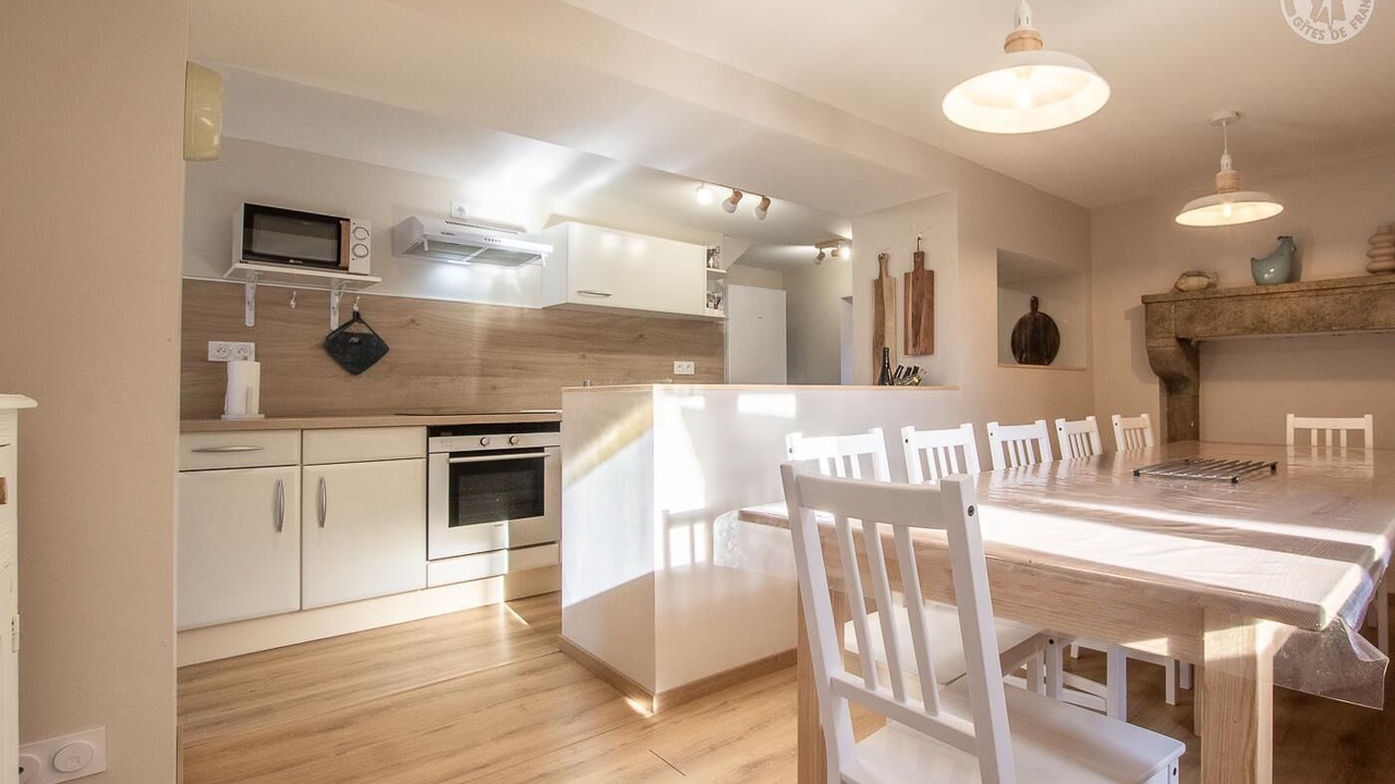 Photo of Kitchen in Saint-Pierre-de-Curtille