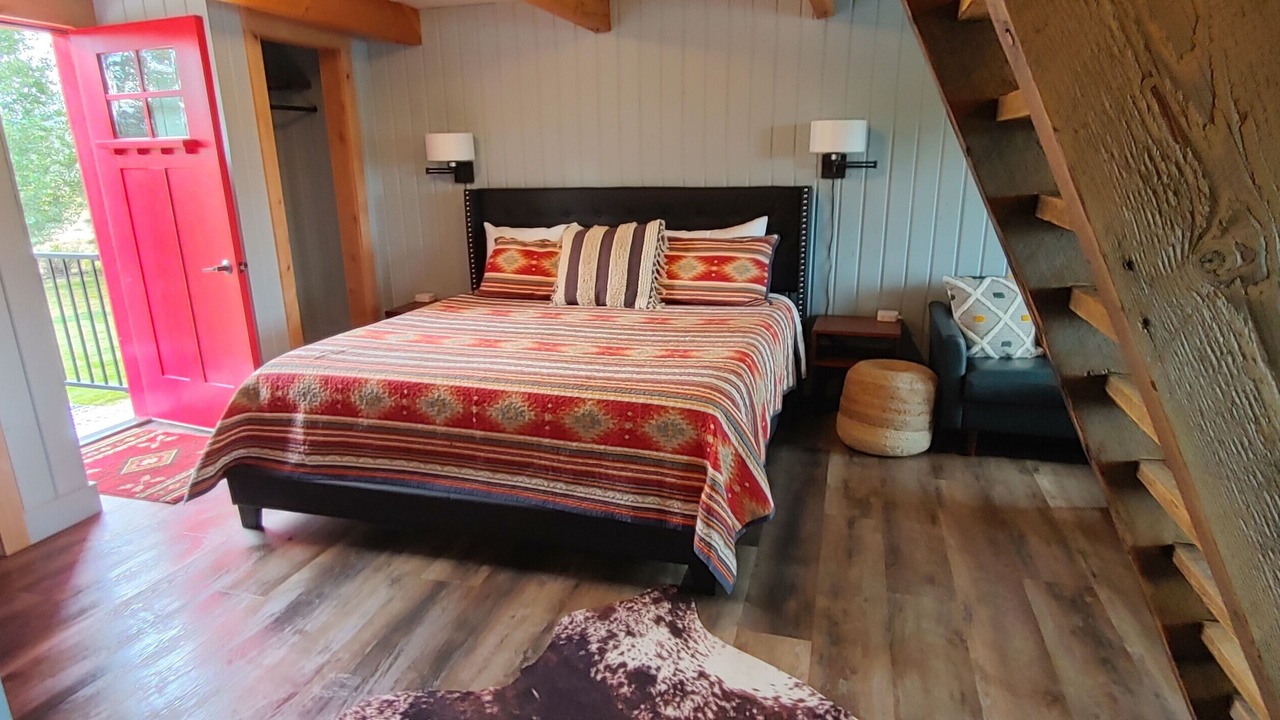 Photo of Others in Grantsdale