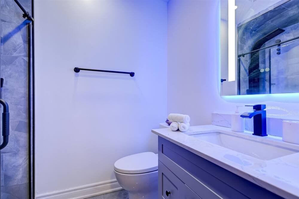 Photo of Bathroom in Markham