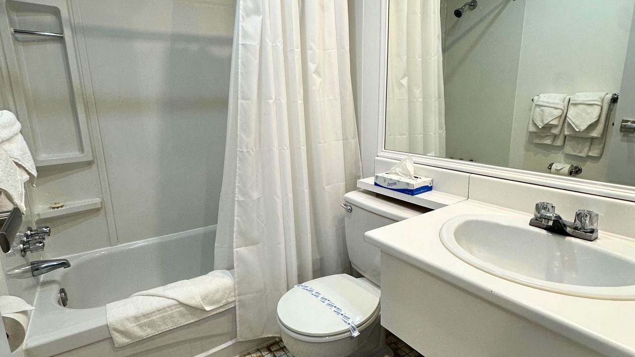 Photo of Bathroom in Yamachiche
