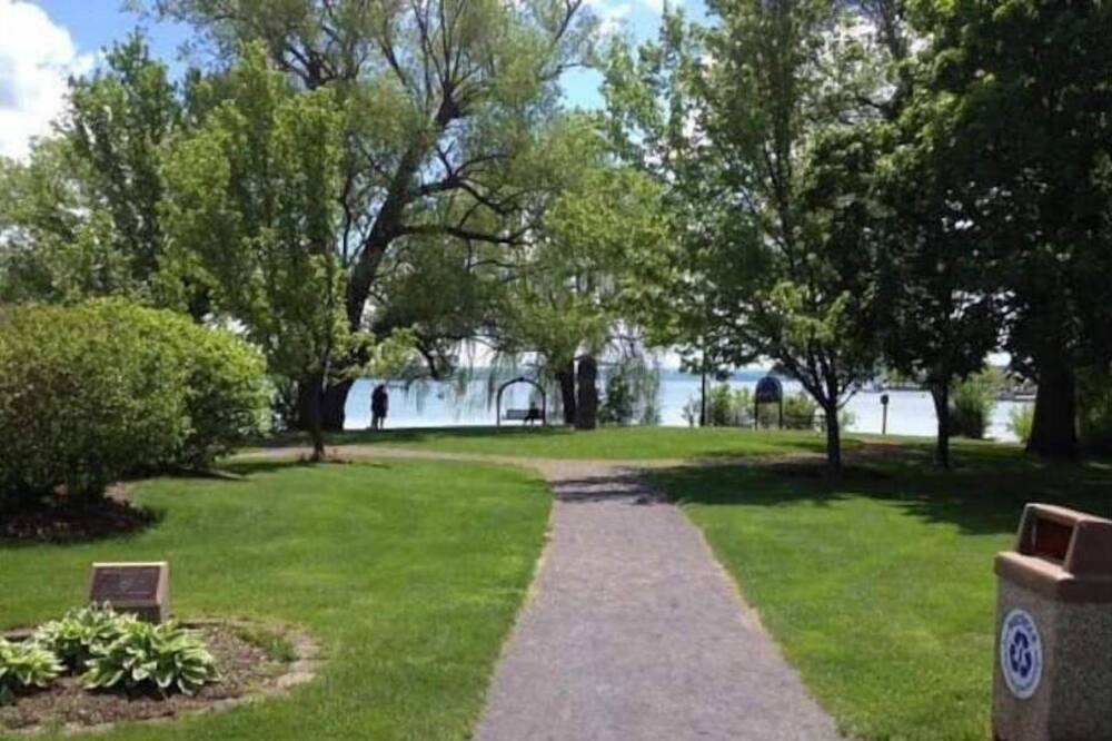 Photo of Outdoor in Holcomb