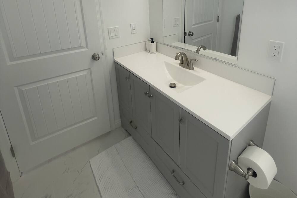 Photo of Others in Lander